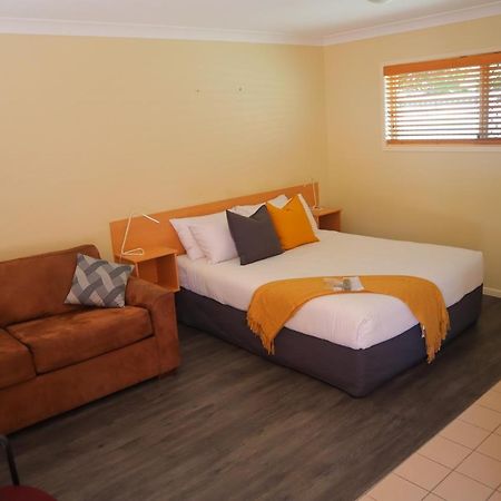 Country Roads Motor Inn Gayndah Ngoại thất bức ảnh