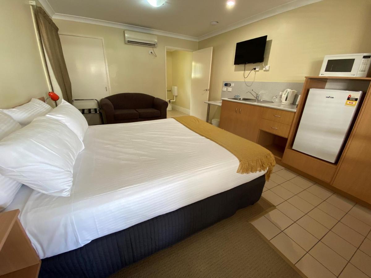 Country Roads Motor Inn Gayndah Ngoại thất bức ảnh