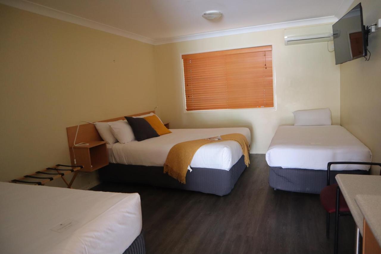 Country Roads Motor Inn Gayndah Ngoại thất bức ảnh
